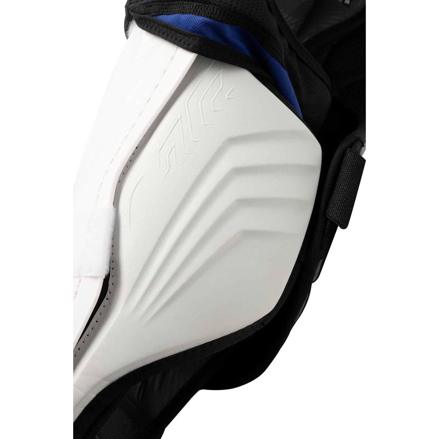 BAUER S25 FLYLITE INT SHIN GUARDS -