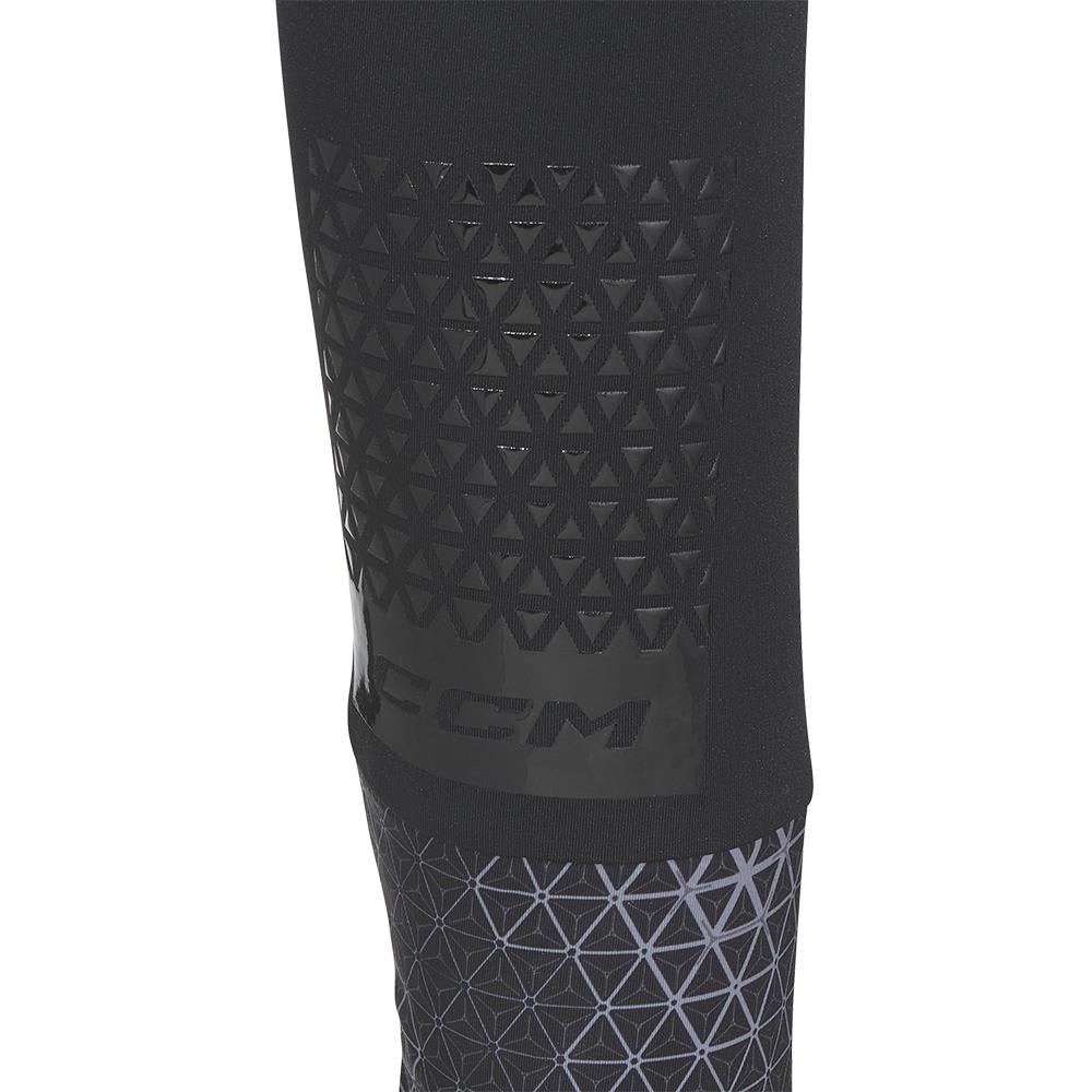 CCM ADULT NECK GUARD LS TOP -
